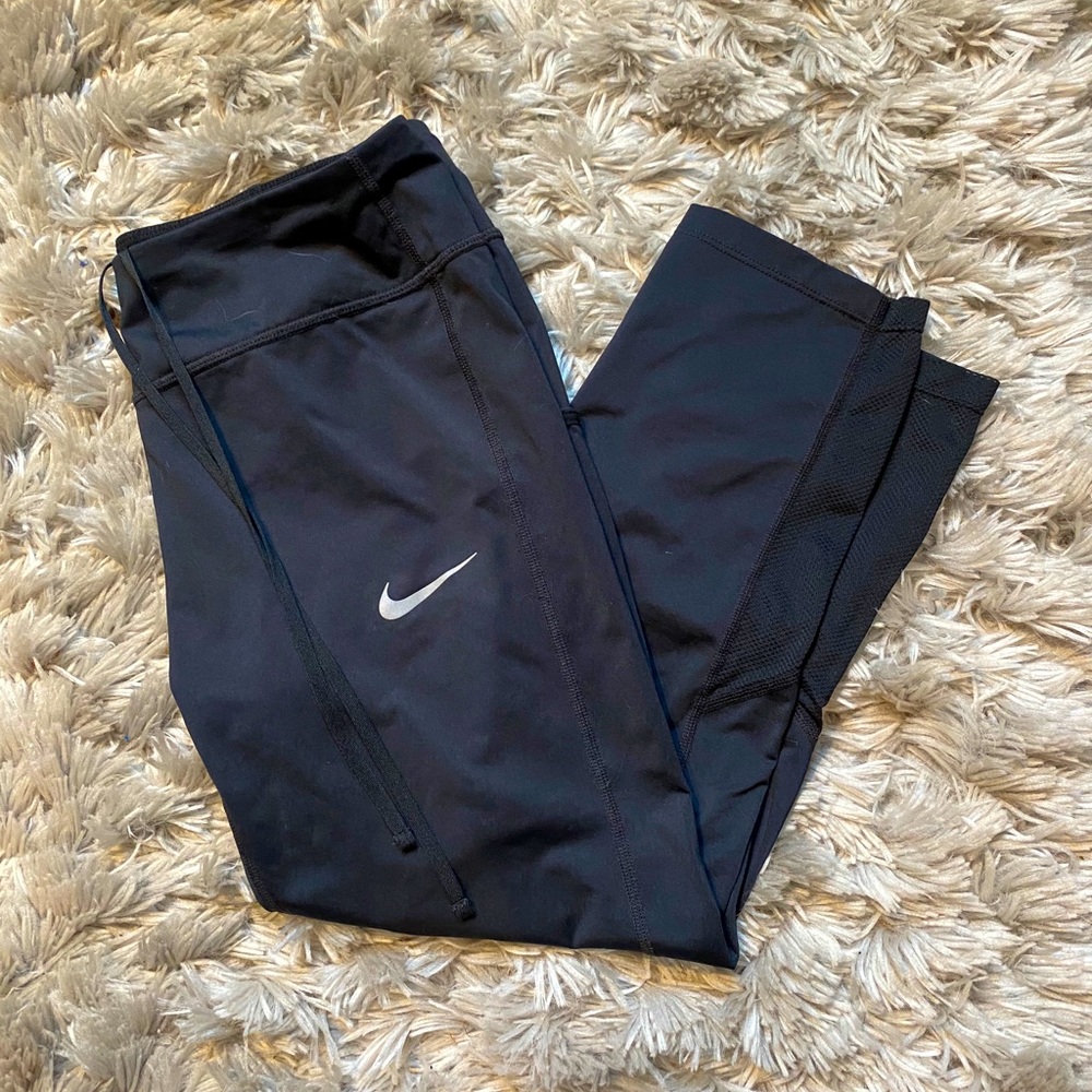 NIKE Crop Running Leggings